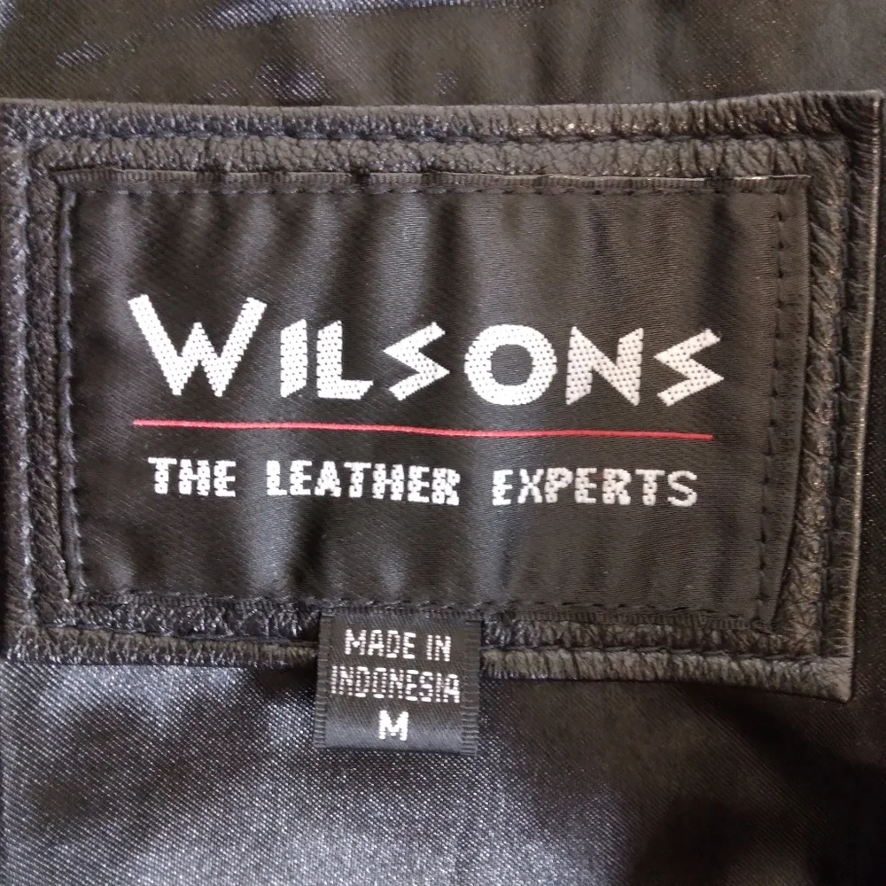 Size M Wilsons Leather Women's Coat Soft Black Collared Button Front - Picture 6 of 10